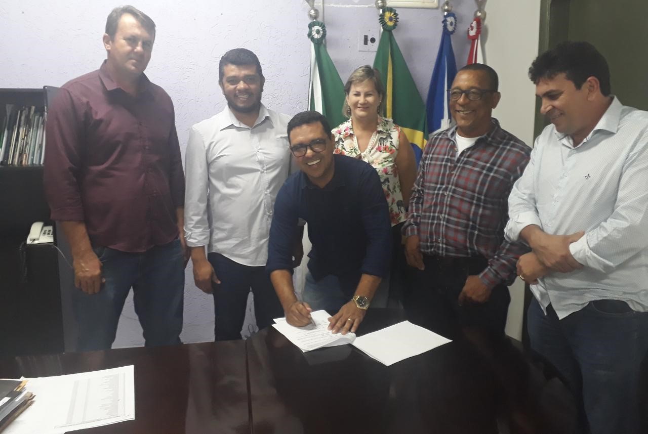 Câmara de Pontal do Araguaia se filia a UCMMAT e fortalece movimento municipalista